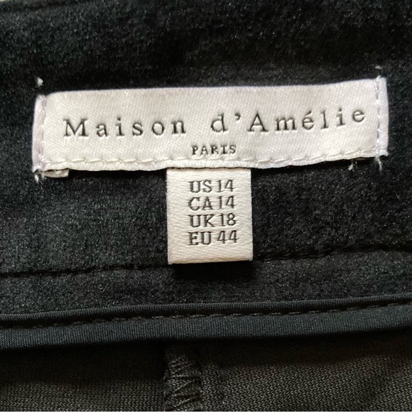 Maison D'Amelie Black Velour Straight Leg Sailor Trousers with Gold Buttons - Picture 3 of 12